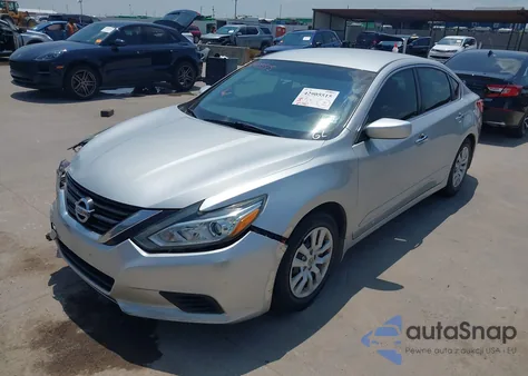 2016 Nissan Altima 2.5 S z USA, uszkodzony, nr VIN 1N4AL3AP0GN372109